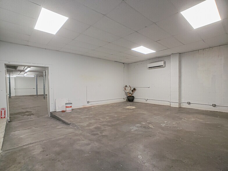 More Photos Of 3408 Trinity St, Los Angeles Warehouse For Sale