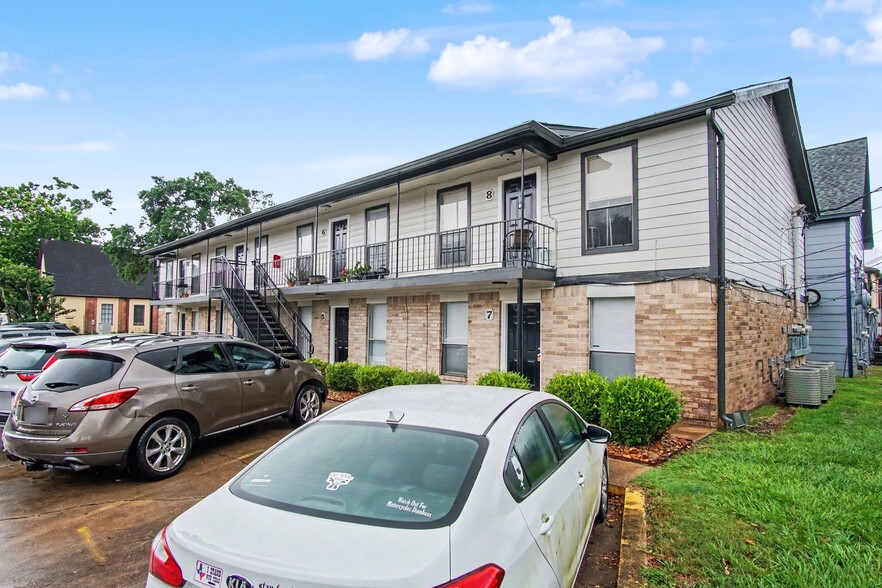 More Photos Of 1205 Avenue A, Katy Apartments For Sale