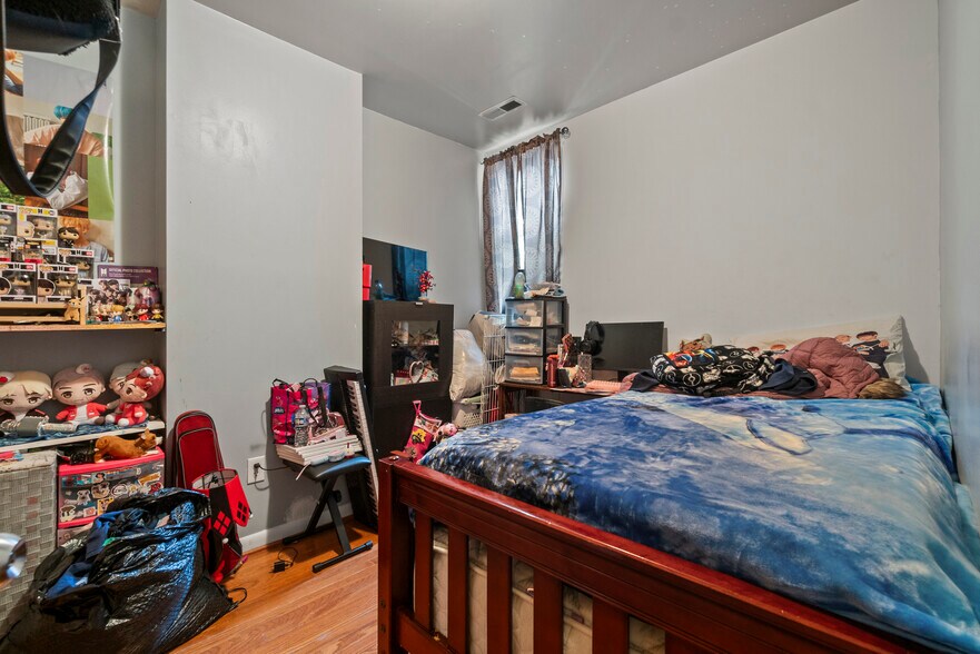 More Photos Of 3344 E Baltimore St, Baltimore Storefront Retail Residential For Sale