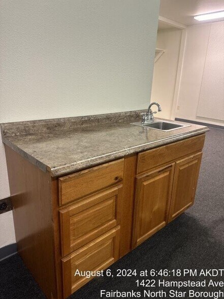 More Photos Of 1422 Hampstead Ave, Fairbanks Office For Lease