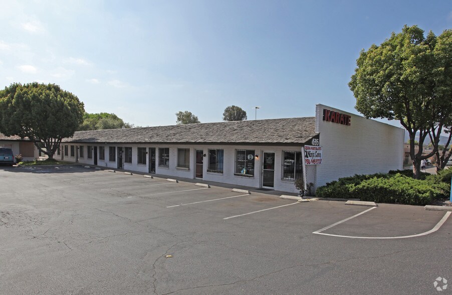 More Photos Of 635 N Twin Oaks Valley Rd, San Marcos Manufacturing For Lease