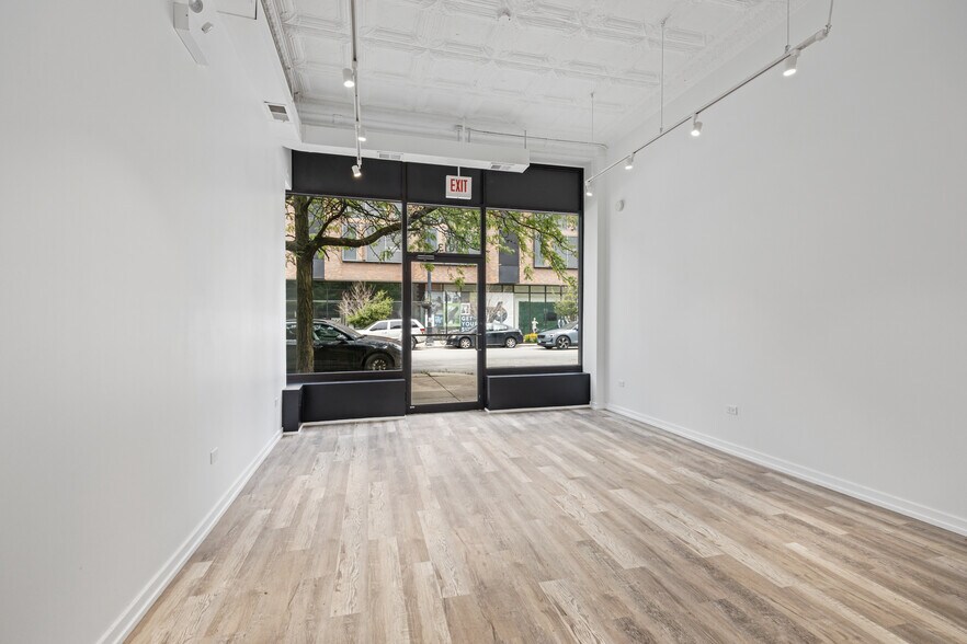 More Photos Of 1601-1613 E 53rd St, Chicago Storefront For Lease