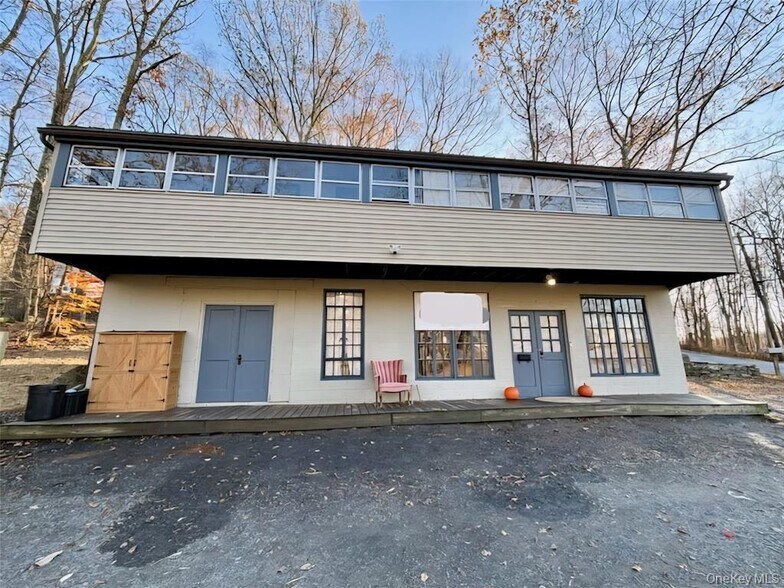 More Photos Of 1 Union School Rd, Montgomery Veterinarian Kennel For Lease