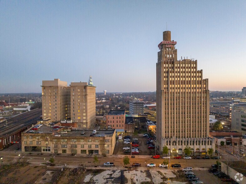 More Photos Of 127 S Roach St, Jackson Apartments For Lease
