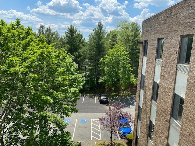 More Photos Of 221 Boston Post Rd E, Marlborough Office For Lease