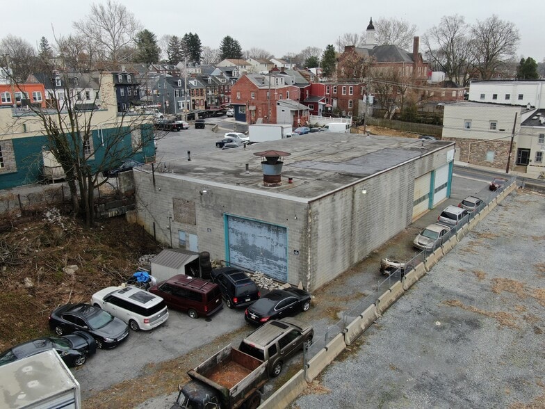 More Photos Of 175 Hazel St, Lancaster Auto Salvage Facility For Sale