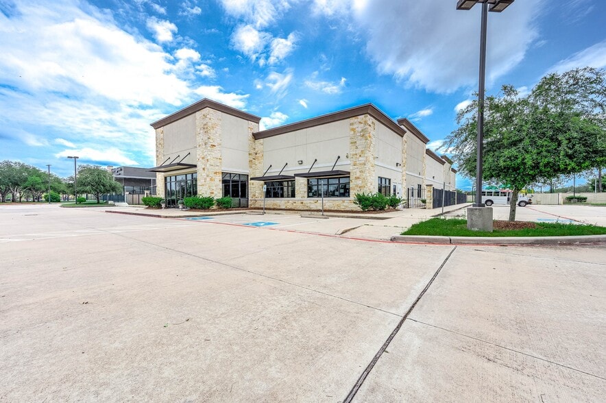 More Photos Of 12152 Shadow Creek Pky, Pearland Daycare Center For Sale