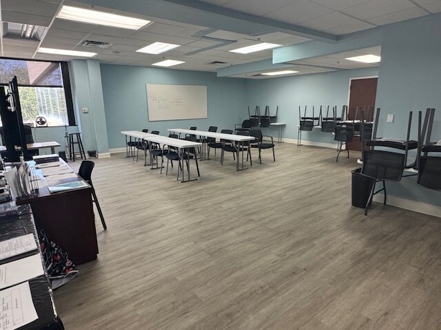 More Photos Of 460 E Altamonte Dr, Altamonte Springs Medical For Lease