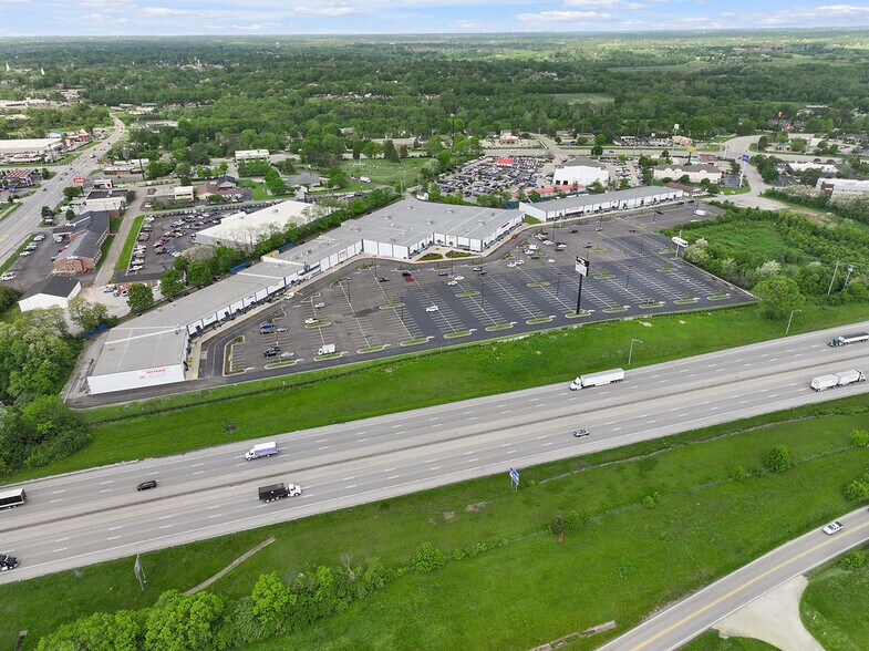 More Photos Of 401 Outlet Center Dr, Georgetown General Retail For Lease