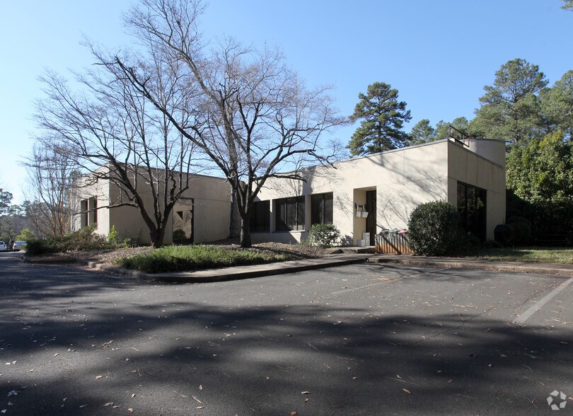 More Photos Of 3010 Anderson Dr, Raleigh Medical For Lease
