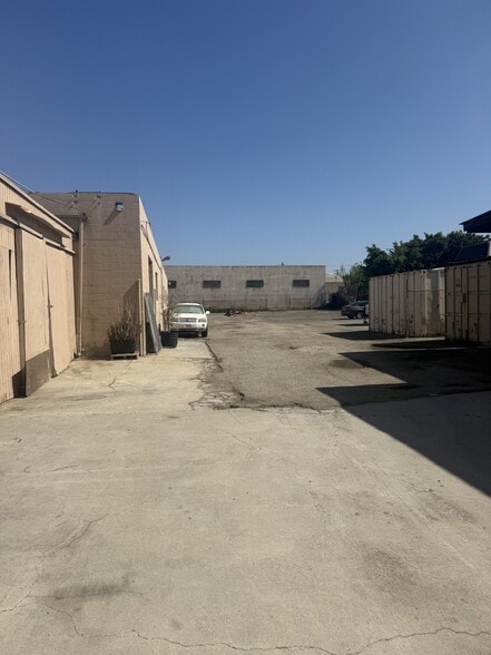 More Photos Of 1663 W 134th St, Gardena Manufacturing For Sale