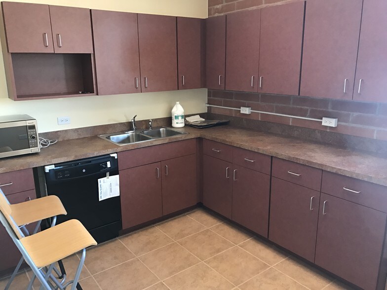 More Photos Of 13550 S Route 30, Plainfield Coworking Space