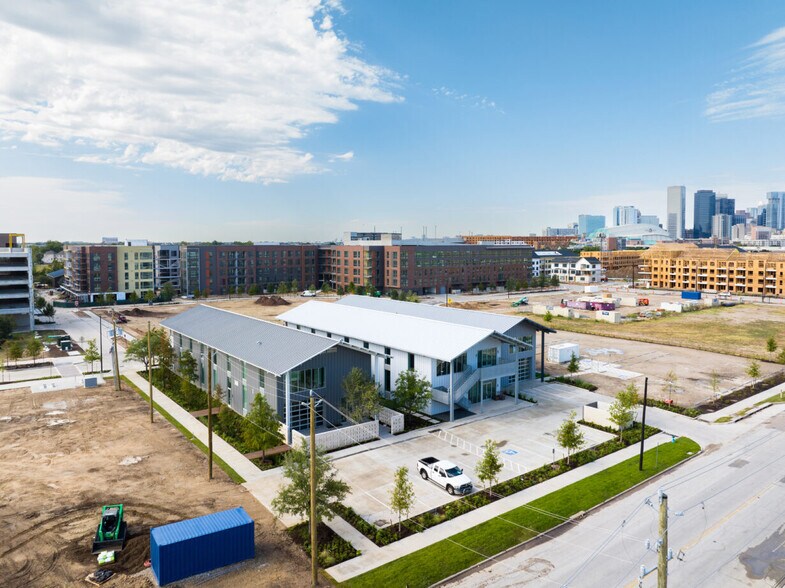 More Photos Of 100 Jensen Dr, Houston Unknown For Lease