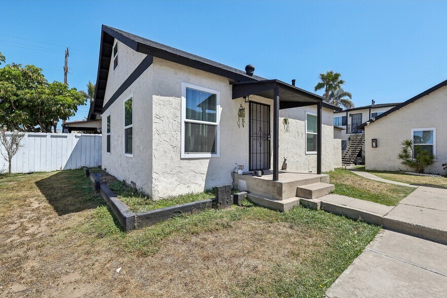 More Photos Of 617-625 A Ave, National City Apartments For Sale