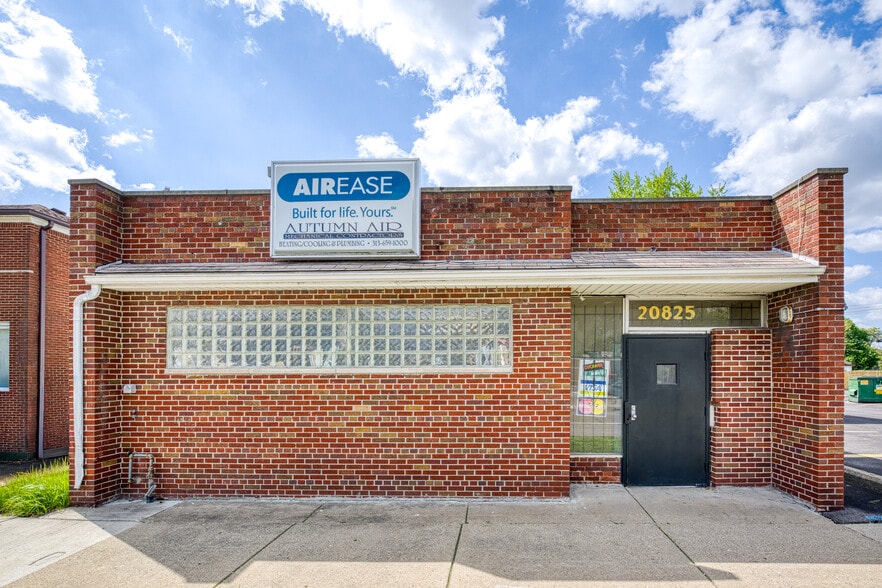 Primary Photo Of 20825 Plymouth Rd, Detroit Medical For Sale