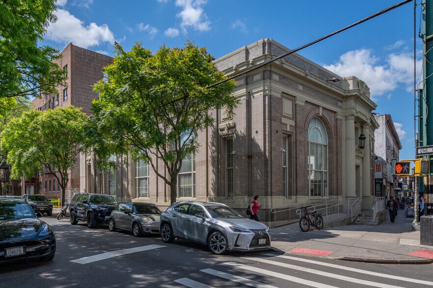More Photos Of 114-20 Jamaica Ave, Jamaica Bank For Sale