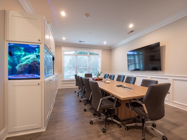 More Photos Of 3957 S Main St, Acworth Office For Sale