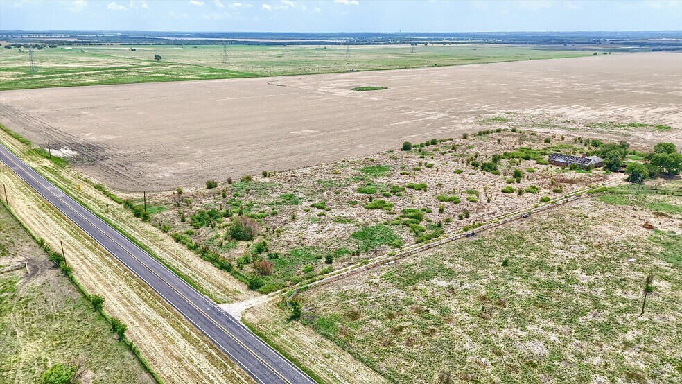 More Photos Of FM 902 & Wall Street, Howe Land For Sale