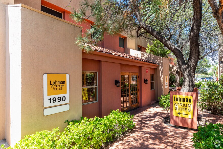 More Photos Of 1990 E Lohman Ave, Las Cruces Office For Lease