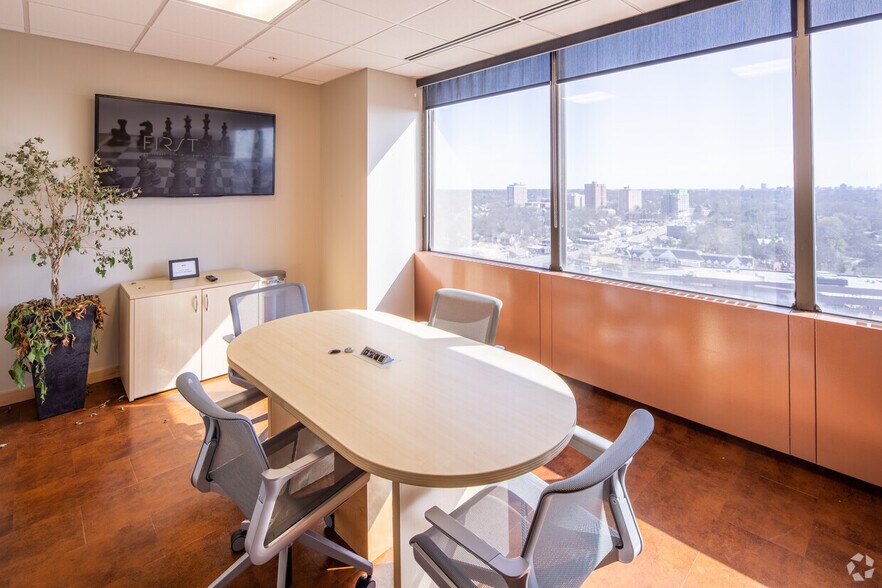 More Photos Of 1034 S Brentwood Blvd, Clayton Coworking Space