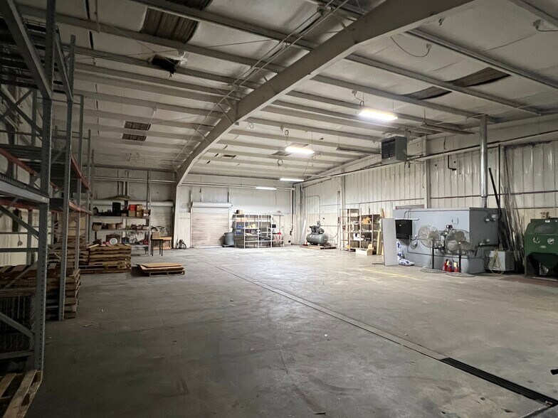 More Photos Of 6120 Airways Blvd, Chattanooga Warehouse For Sale