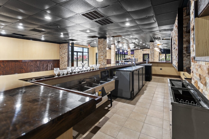 More Photos Of 720 E Oglethorpe Hwy, Hinesville Restaurant For Sale