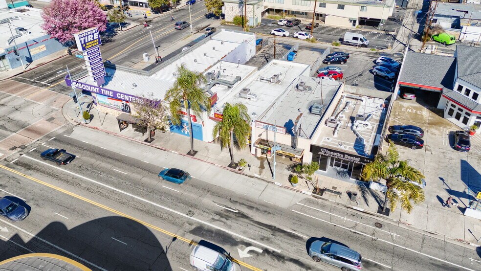 More Photos Of 21627 Sherman Way, Canoga Park Storefront For Sale