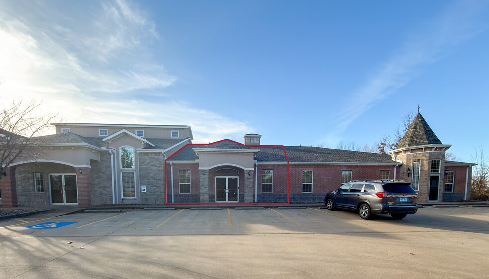 Primary Photo Of 203 SE 22nd St, Bentonville Office For Lease