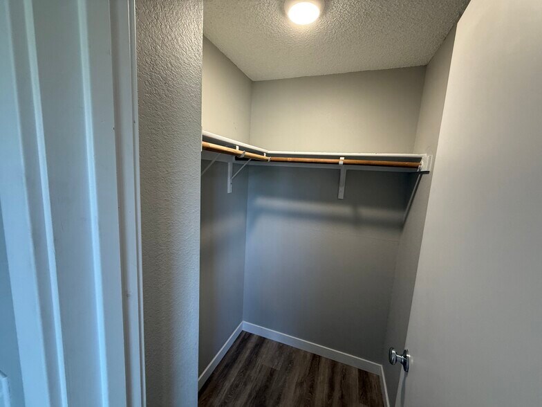 More Photos Of 80 Vine St, Reno Apartments For Sale