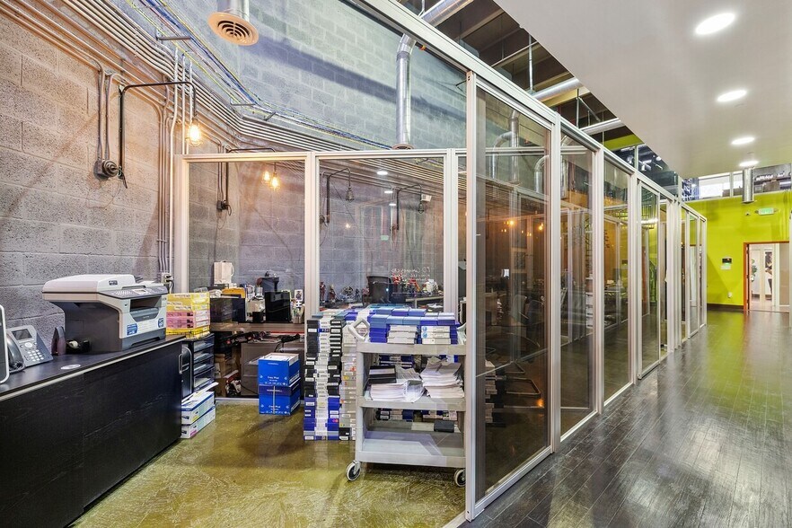 More Photos Of 11251 NW 20th St, Miami Showroom For Sale