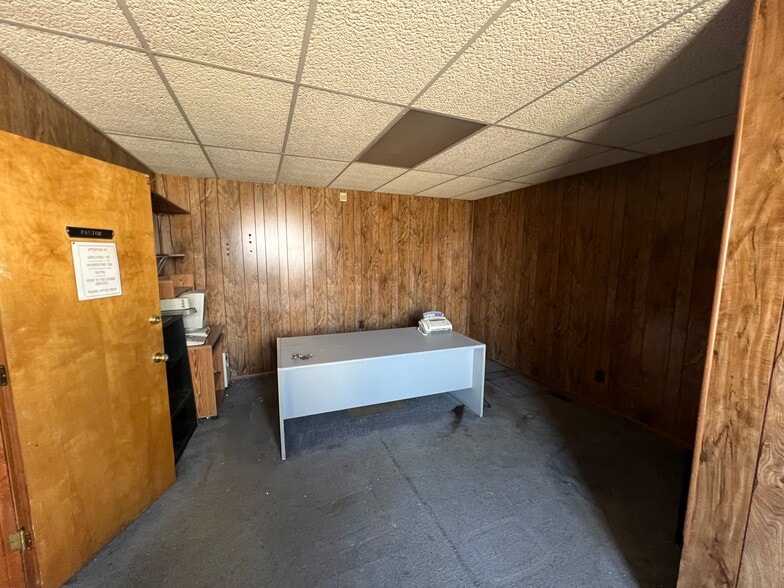 More Photos Of 9500 Stoepel St, Detroit Religious Facility For Sale