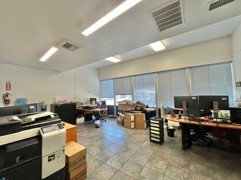 More Photos Of 2820 Fulton Ave, Sacramento Auto Dealership For Lease