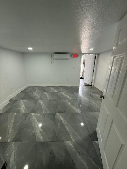 More Photos Of 2313 SW 59th Ave, West Park Auto Repair For Sale