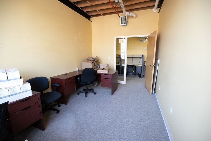 More Photos Of 40 Spruce St, Leominster Medical For Lease