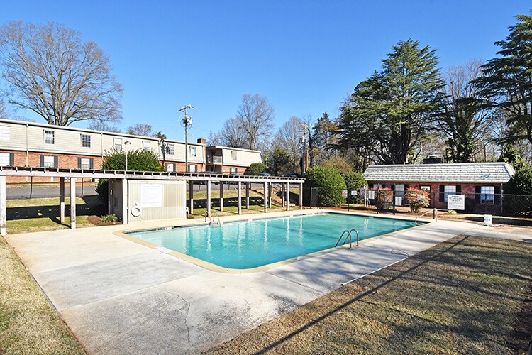 More Photos Of 3812 Country Club Rd, Winston-Salem Apartments For Sale