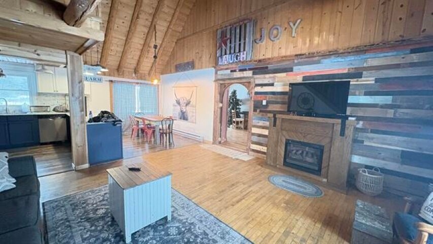 More Photos Of 11239 N Loomis Rd, Clare Specialty For Sale