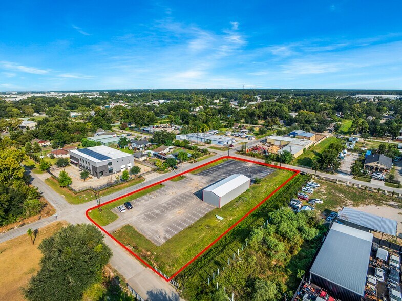 More Photos Of 5939 Albert Dr, Humble Light Distribution For Sale