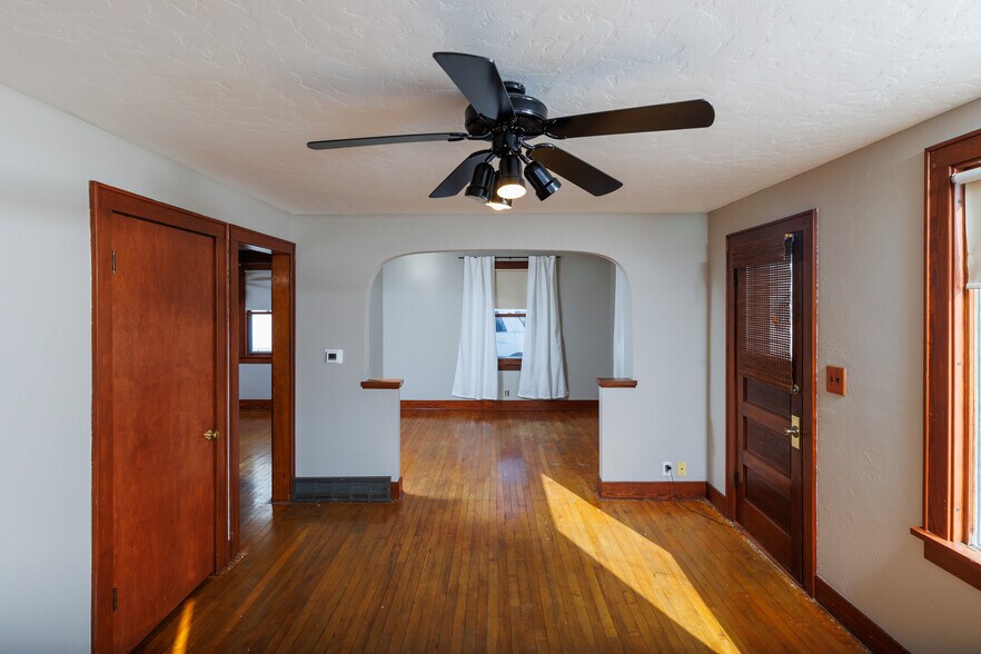 More Photos Of 6269 Wi-57, Sturgeon Bay Hotel For Sale