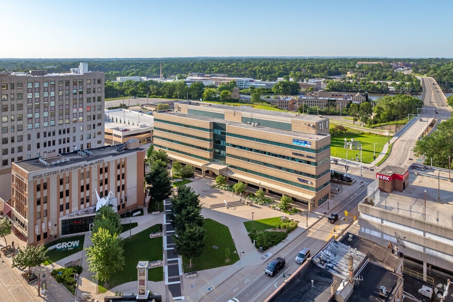 More Photos Of 100 W Lawrence St, Appleton Loft Creative Space For Lease