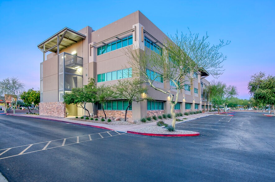 More Photos Of 20940 N Tatum Blvd, Phoenix Unknown For Lease