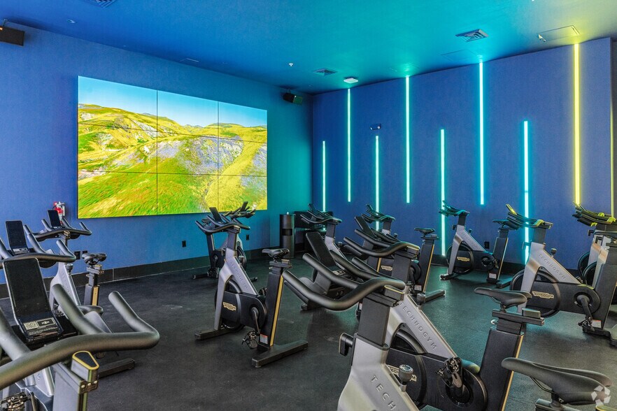 More Photos Of 8175 NW 107th Ave, Doral Apartments For Lease