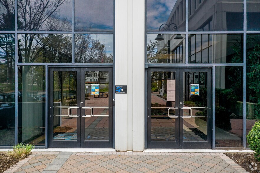 More Photos Of 163 Madison Ave, Morristown Coworking Space