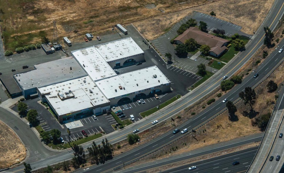 More Photos Of 4731-4747 Central Way, Fairfield Light Distribution For Lease