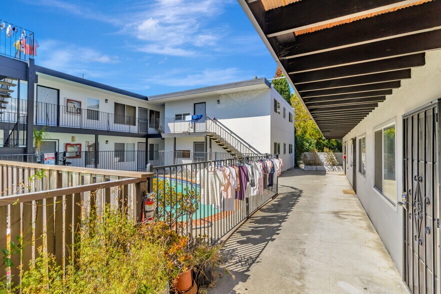 More Photos Of 1626-1654 Dwight Way, Berkeley Apartments For Sale