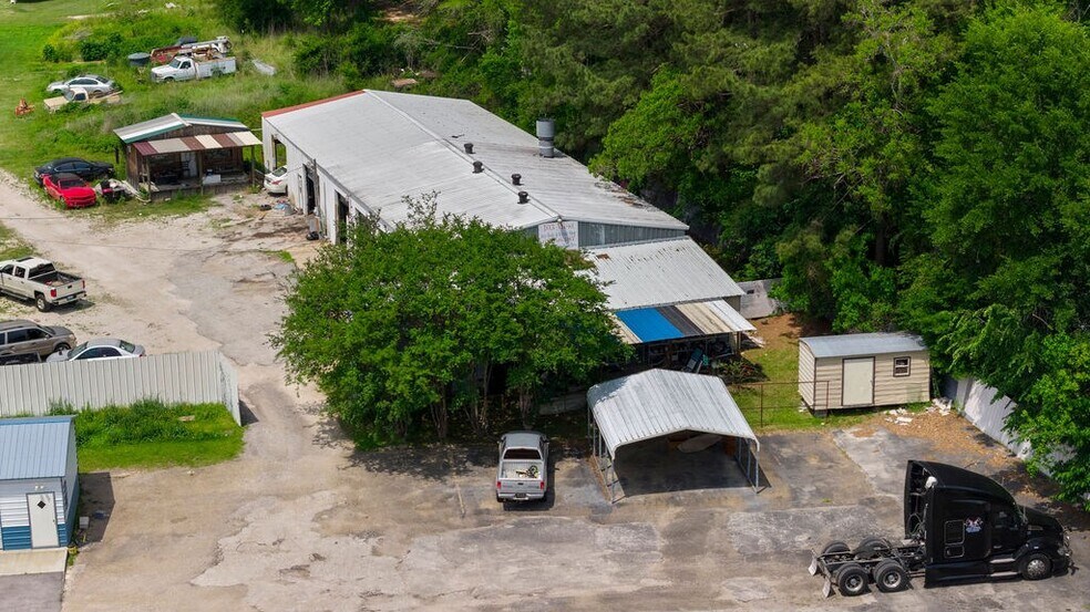 More Photos Of 3378 Highway 103 W, Lufkin Flex For Sale