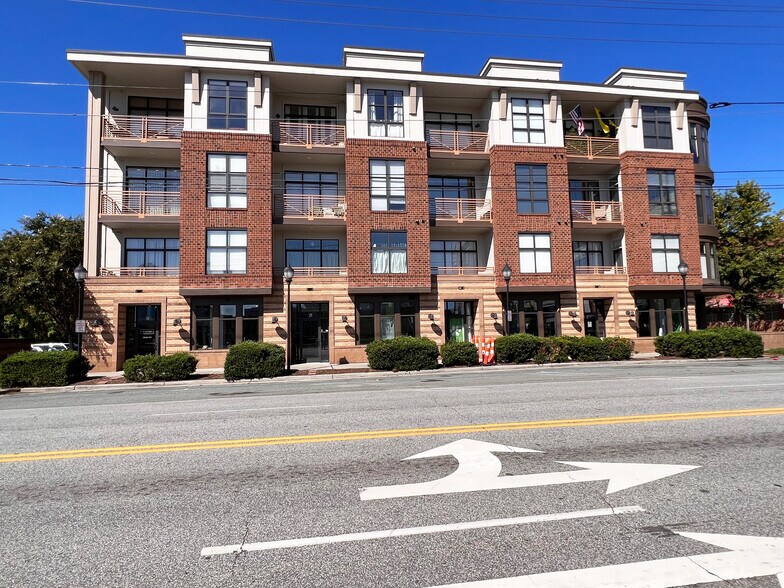 More Photos Of 360-370 N Broad St, Winston-Salem Storefront Retail Office For Sale