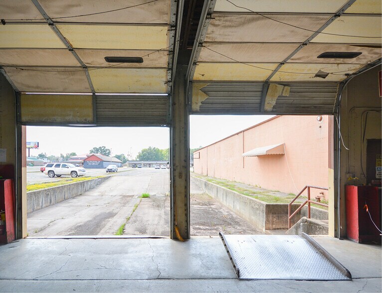 More Photos Of 1421 Falls Blvd N, Wynne Industrial For Sale