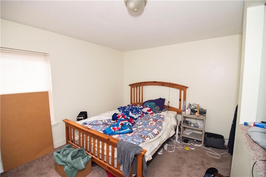 More Photos Of 1409 Milton Ave, Solvay Storefront For Sale