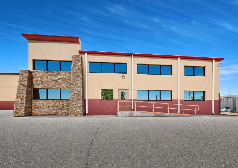Primary Photo Of 6901 Gruber Ave NE, Albuquerque Flex For Sale