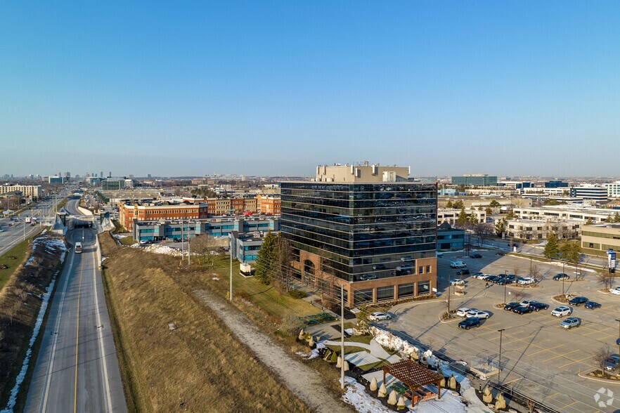 More Photos Of 2630 Skymark Ave, Mississauga Office For Lease